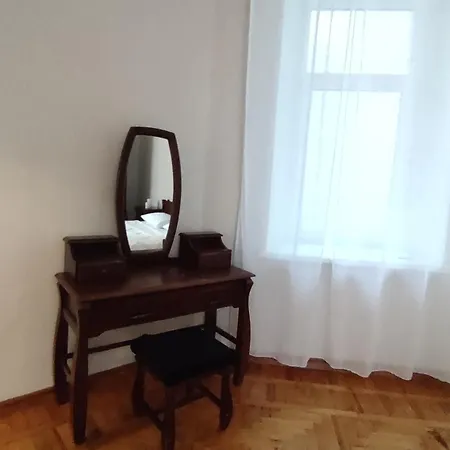 Apartment двухкомнатная в центре недалеко от пляжа ланжерон