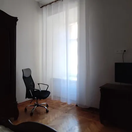 Apartment двухкомнатная в центре недалеко от пляжа ланжерон